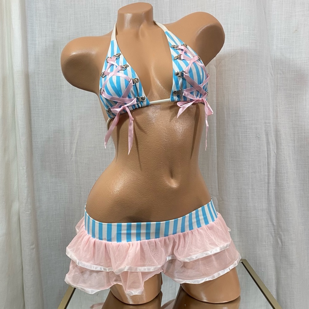 Exotic dancewear